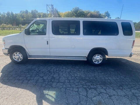 2010 Ford E-Series E-350 SD XL