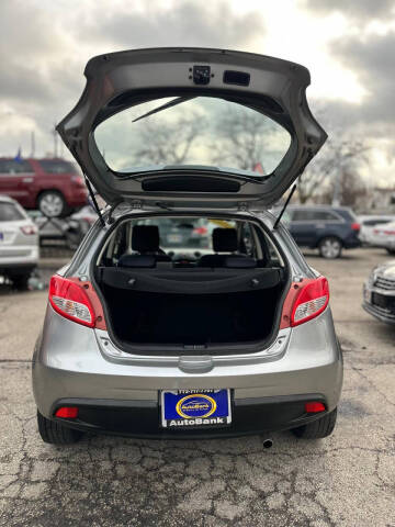 2013 Mazda MAZDA2 Touring