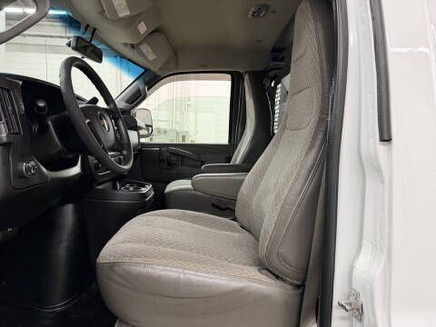 2016 Chevrolet Express 2500
