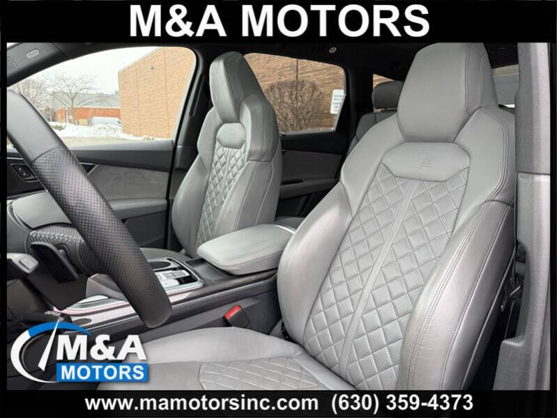 2020 Audi SQ7 4.0T quattro Premium Plus