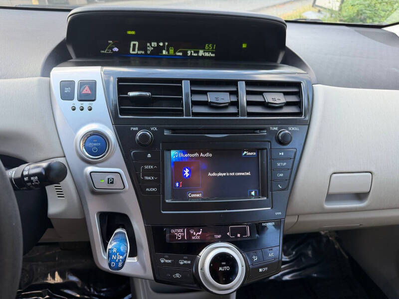 2012 Toyota Prius v Two