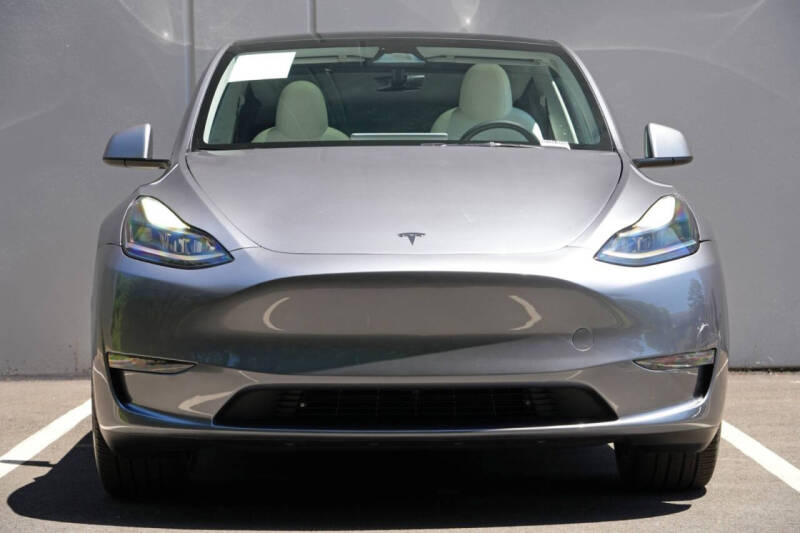 2024 Tesla Model Y Long Range