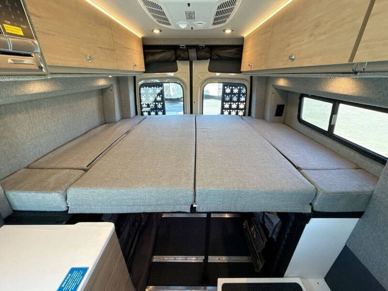 2024 Mercedes-Benz Sprinter