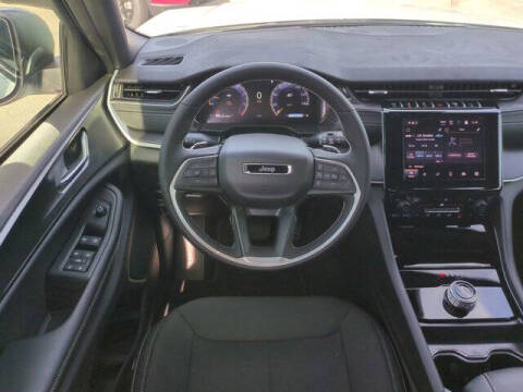 2025 Jeep Grand Cherokee L Laredo X