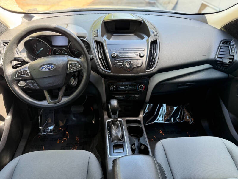 2019 Ford Escape S