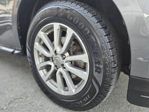 2016 Nissan Pathfinder S