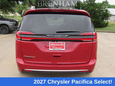 2027 Chrysler Pacifica Select