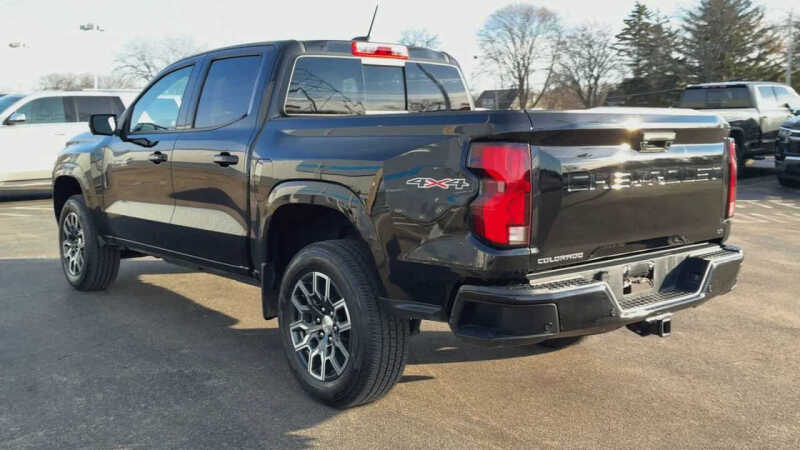 2023 Chevrolet Colorado LT