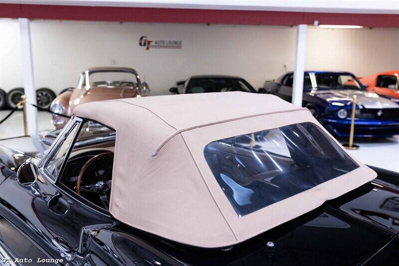 1966 Chevrolet Corvette 44