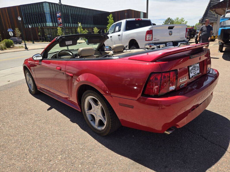 2000 Ford Mustang GT