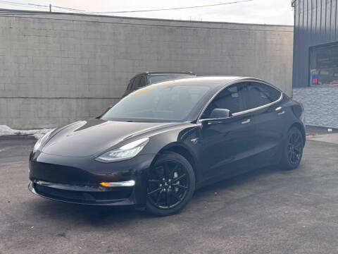2019 Tesla Model 3 Standard Range Plus