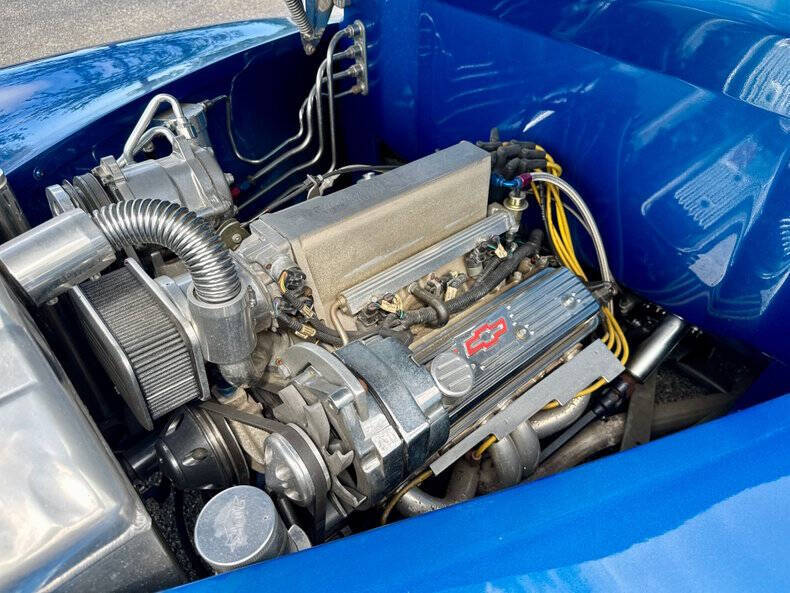 1948 Ford Super Deluxe