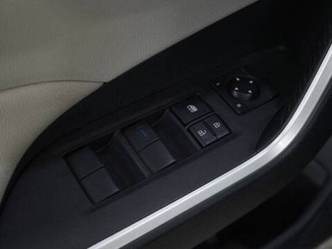 2019 Toyota RAV4 Hybrid XLE