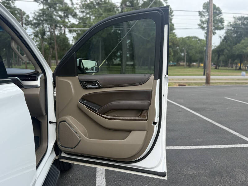 2017 Chevrolet Suburban LS