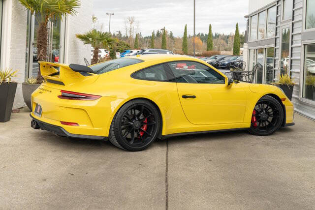 2018 Porsche 911 8