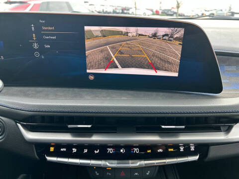 2025 Cadillac XT4 Sport