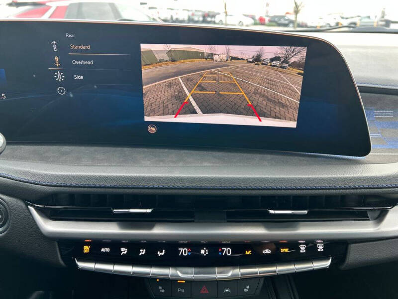 2025 Cadillac XT4 Sport