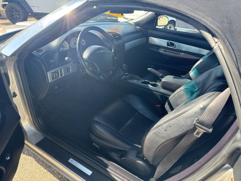 2004 Ford Thunderbird Deluxe