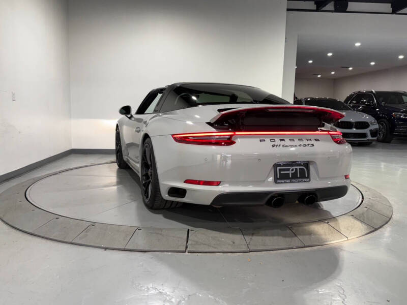 2018 Porsche 911 Targa 4 GTS