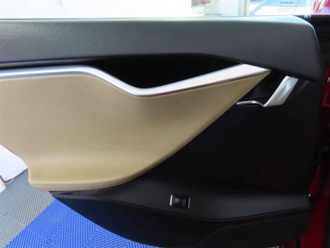 2013 Tesla Model S Performance