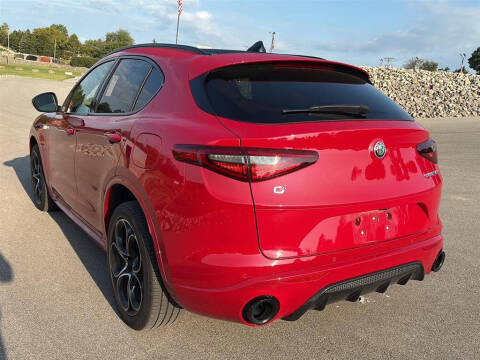 2022 Alfa Romeo Stelvio Veloce