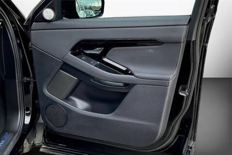 2024 Land Rover Range Rover Evoque P250 Dynamic SE