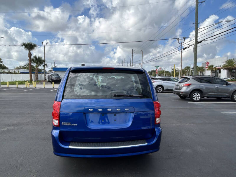 2013 Dodge Grand Caravan SE