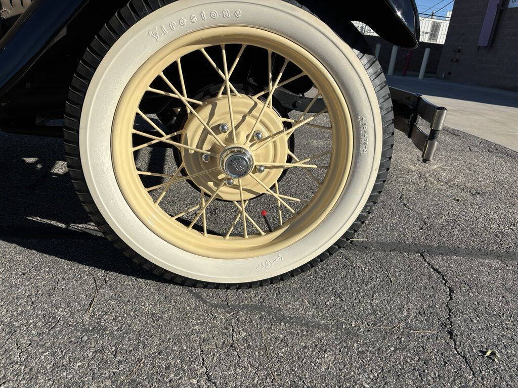 1929 Ford Model A 16
