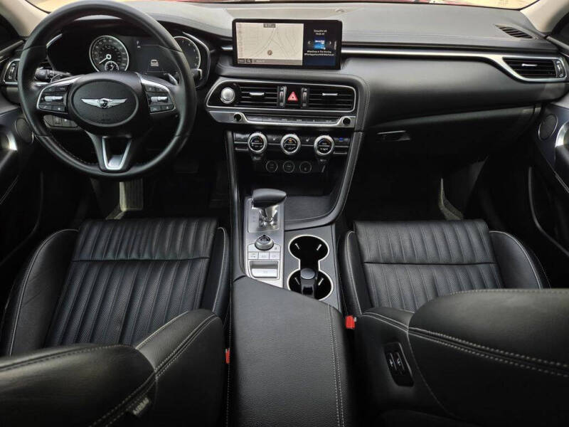 2022 Genesis G70
