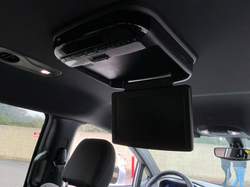 2020 Chrysler Pacifica Hybrid Touring