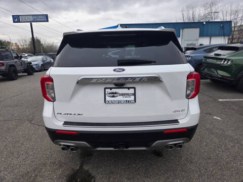 2022 Ford Explorer Platinum