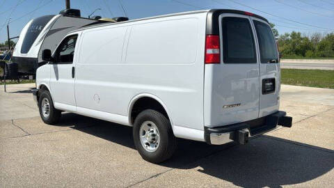 2024 Chevrolet Express 2500