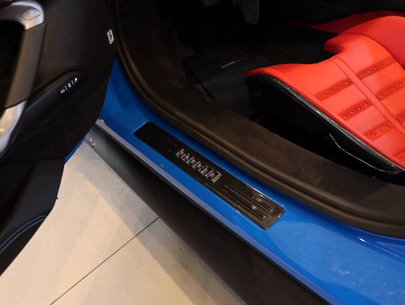 2024 Ferrari 296 GTS