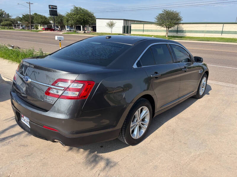 2018 Ford Taurus SEL