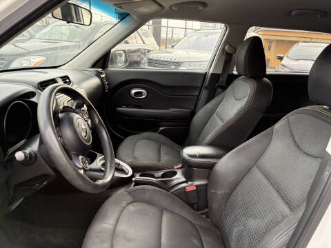 2016 Kia Soul +