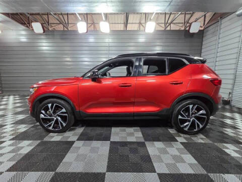 2020 Volvo XC40 T4 R-Design