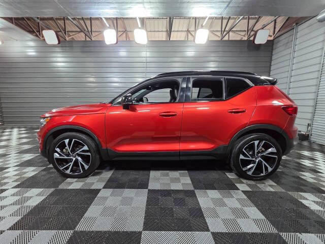 2020 Volvo XC40 T4 R-Design