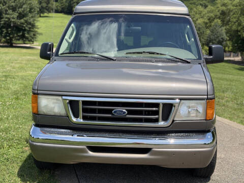 2003 Ford E-Series E-150