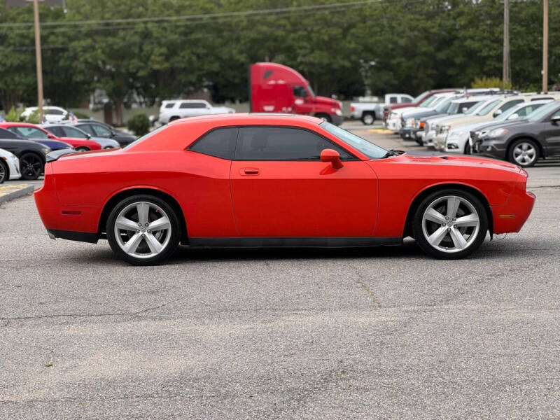 2010 Dodge Challenger SRT8