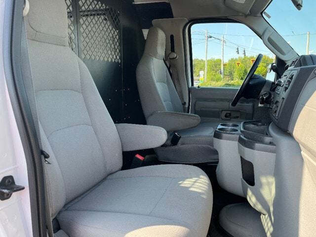 2011 Ford E-Series E-150