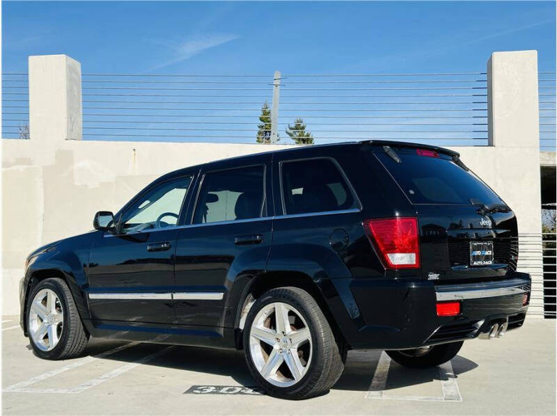 2007 Jeep Grand Cherokee SRT-8 photo 6