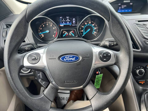 2016 Ford Escape SE