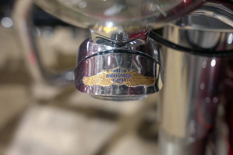 2003 Harley-Davidson FLH