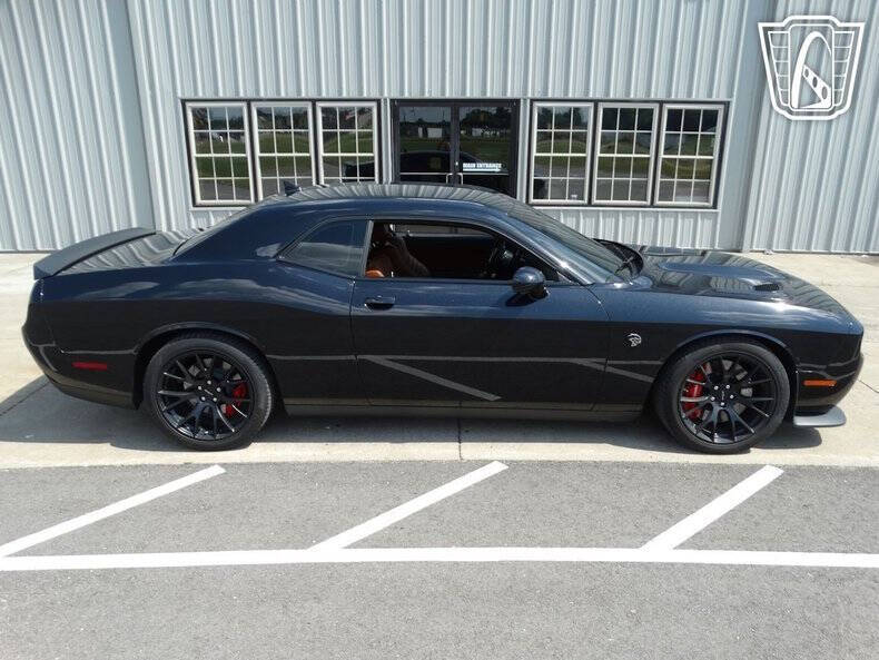 2015 Dodge Challenger SRT Hellcat