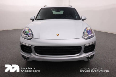 2017 Porsche Cayenne Platinum Edition