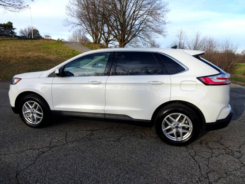2022 Ford Edge SEL
