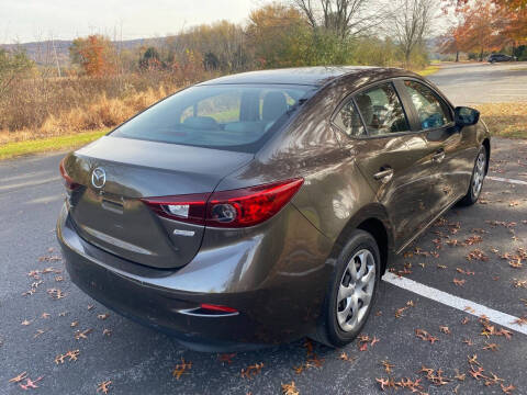 2015 Mazda MAZDA3 i SV