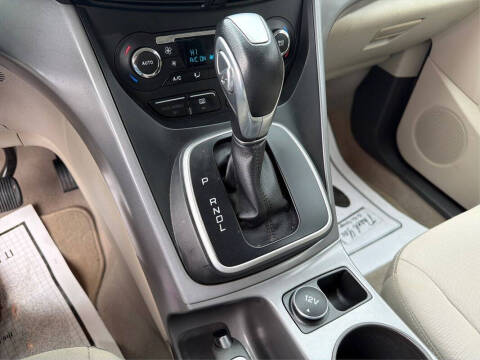 2015 Ford C-MAX Hybrid SE