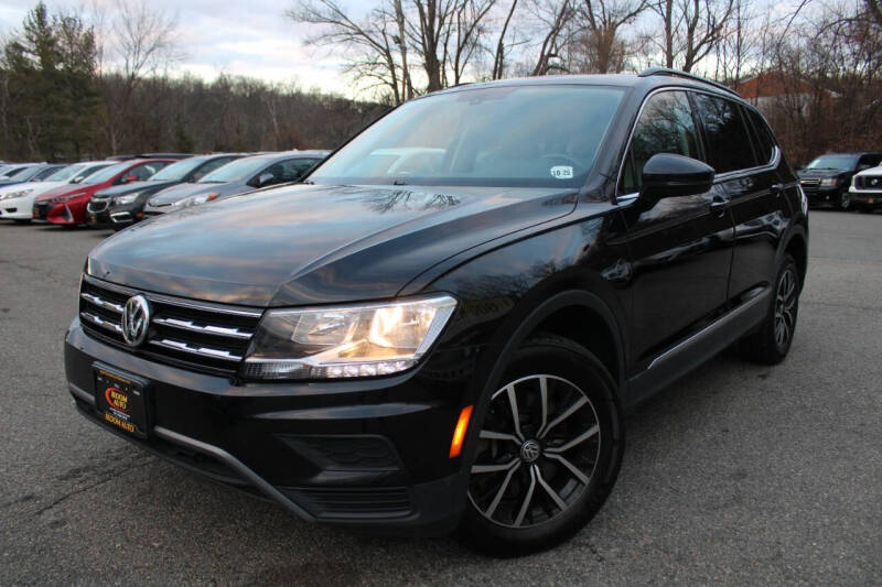 2021 Volkswagen Tiguan SE's photo