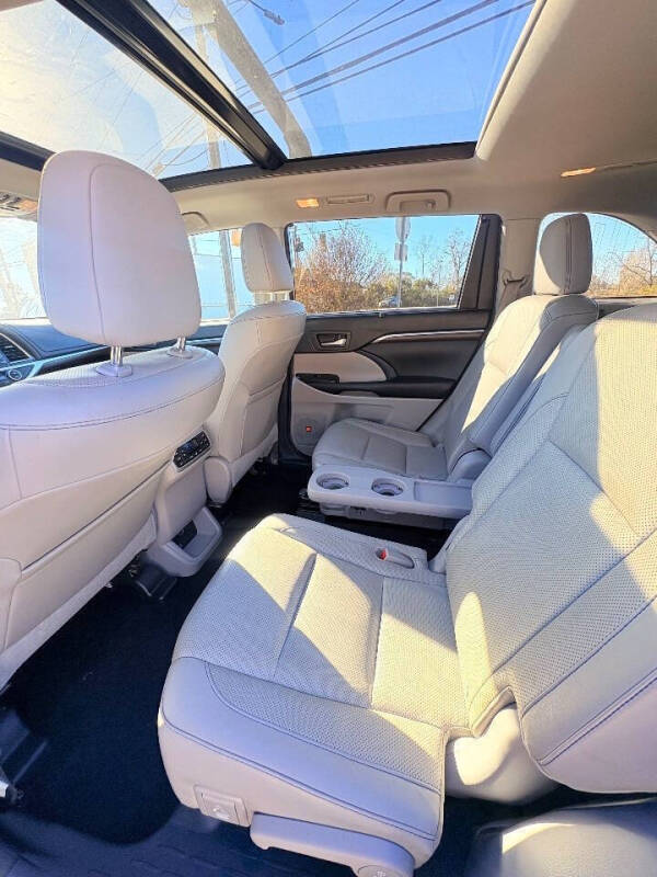 2015 Toyota Highlander Limited Platinum